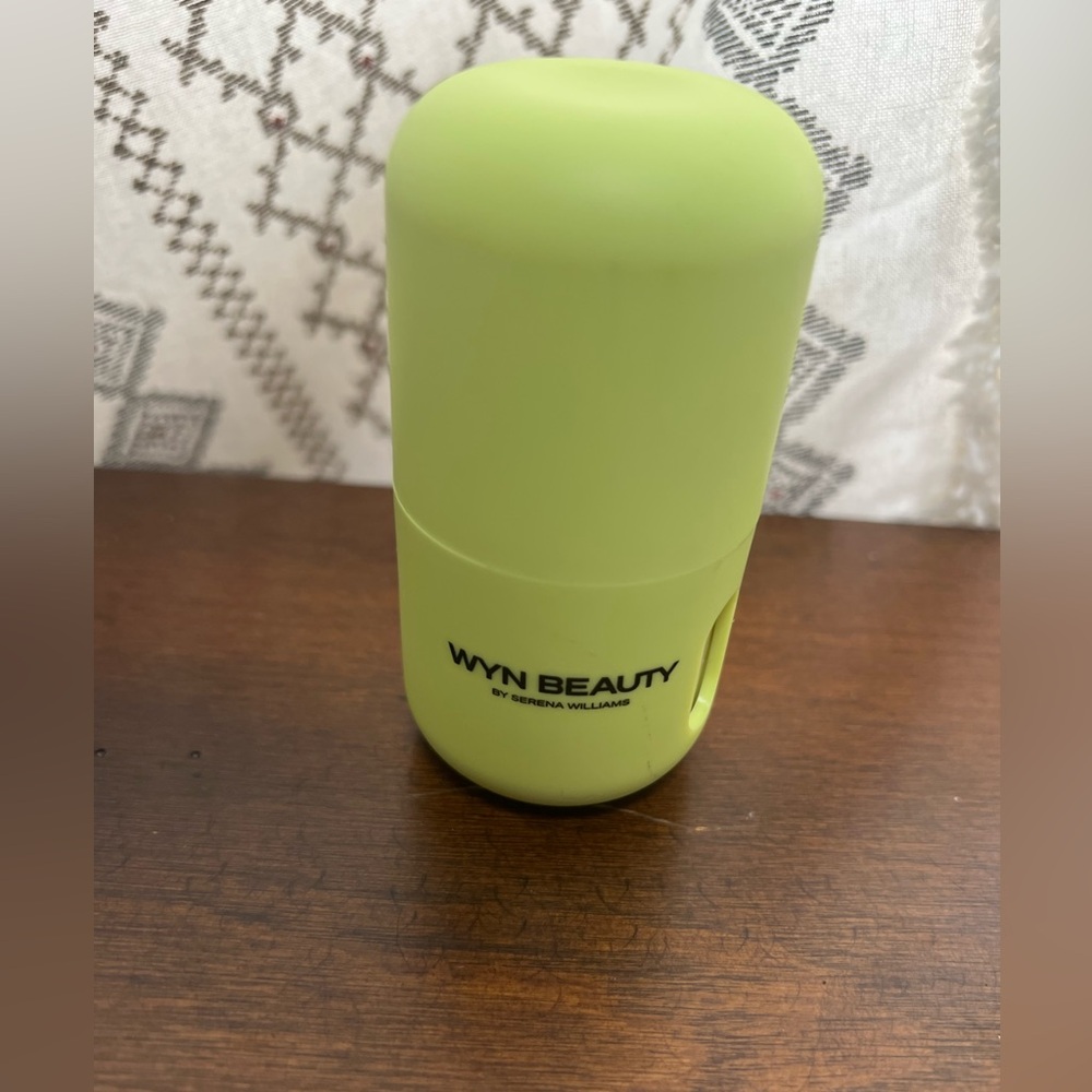 WYN Beauty hydrating tint featuring you .. shade realize NEW